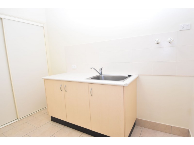 2/18 Cortess Street, Kearneys Spring QLD 4350
