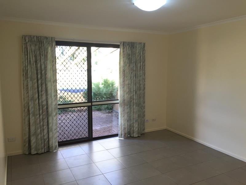 2/14 Damian Crescent, Kearneys Spring QLD 4350