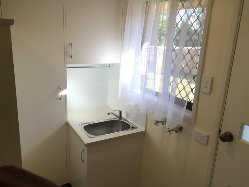 2/14 Damian Crescent, Kearneys Spring QLD 4350