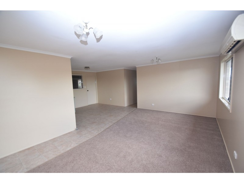 4 Nolan Court, Darling Heights QLD 4350