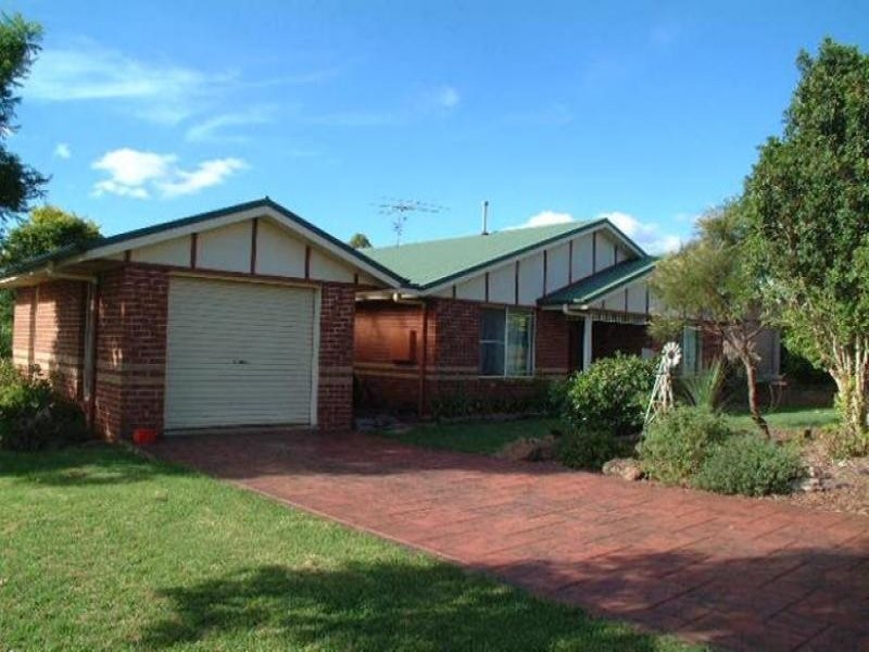 3 Jenika Court, Highfields QLD 4352