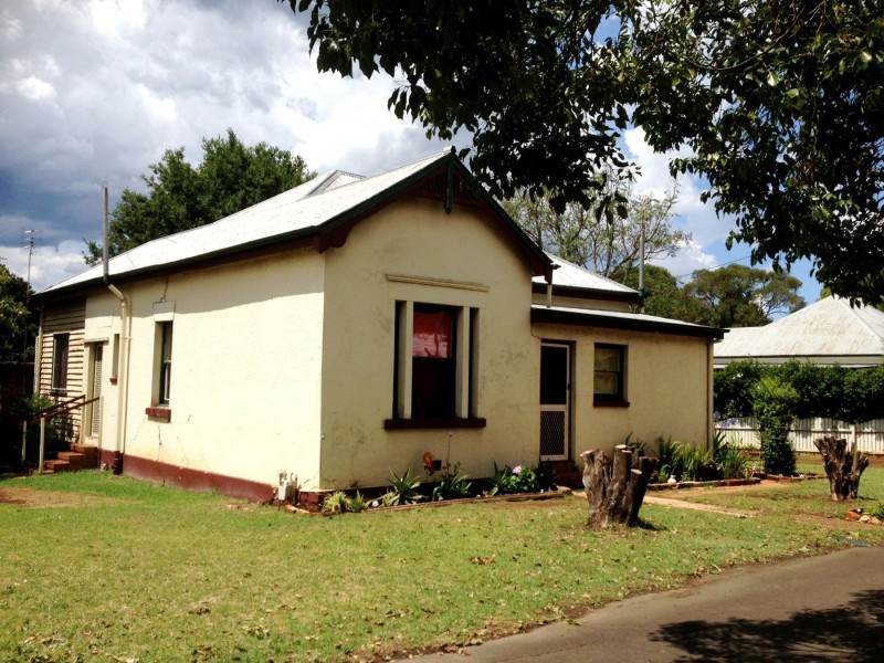 1/123 James Street, South Toowoomba QLD 4350
