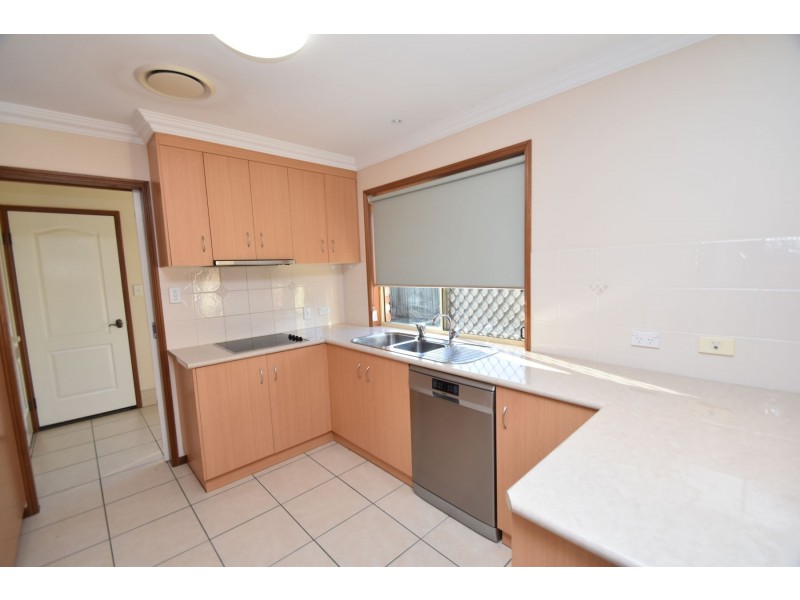 8 Ashford Drive, Wyreema QLD 4352