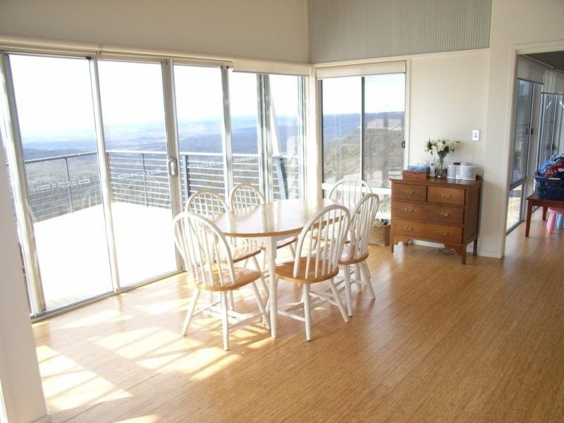 5 Keira Court, Blue Mountain Heights QLD 4350