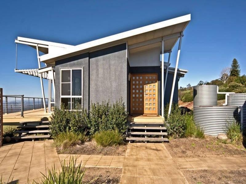 5 Keira Court, Blue Mountain Heights QLD 4350