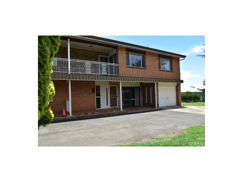4/277 Bridge Street, Newtown QLD 4350