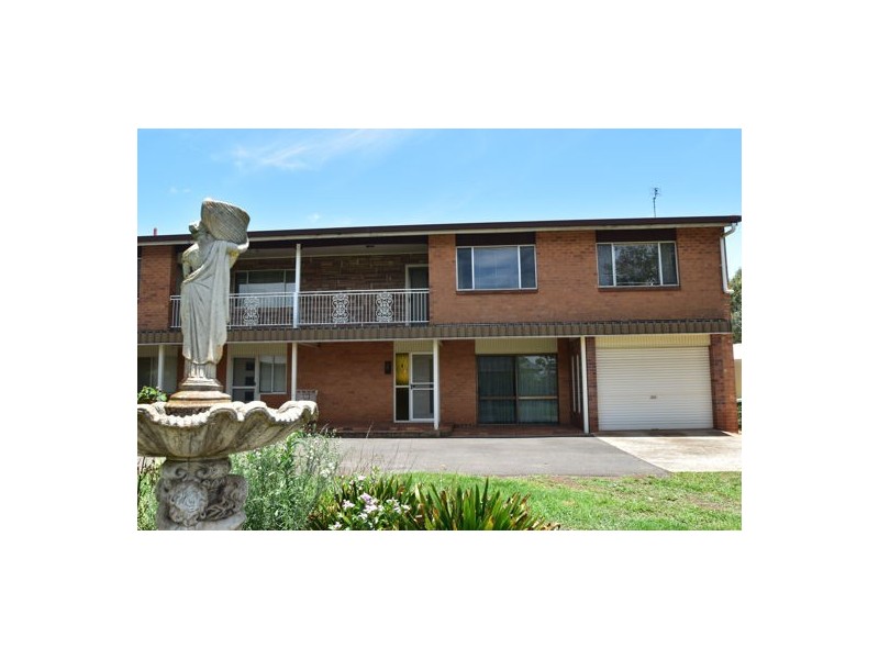 4/277 Bridge Street, Newtown QLD 4350