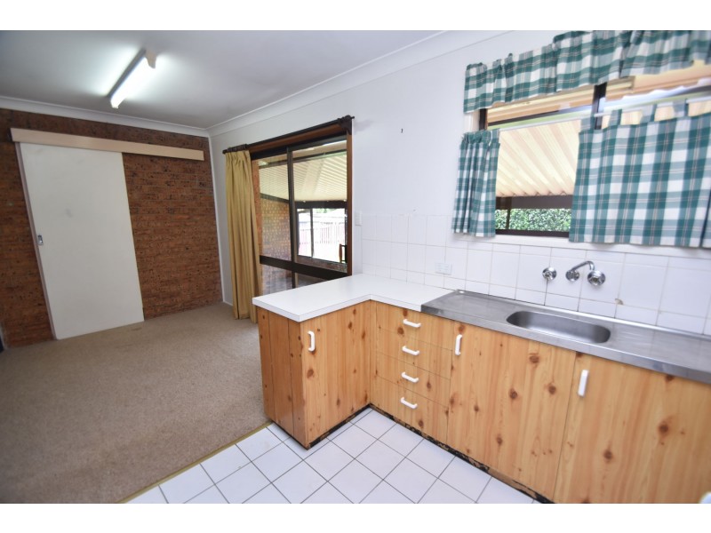 37 Hibiscus Drive, Centenary Heights QLD 4350