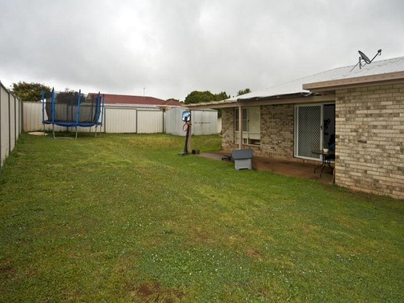 10 Gouldson Drive, Kearneys Spring QLD 4350