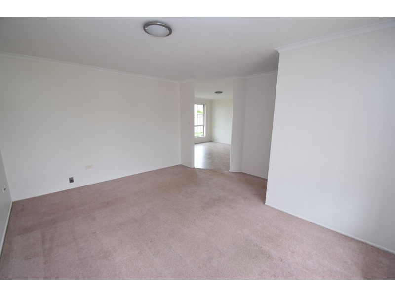 7 Blueberry Ash Court, Glenvale QLD 4350