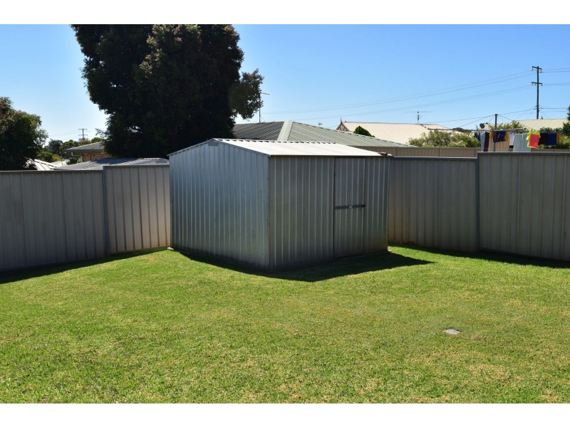 7 Blueberry Ash Court, Glenvale QLD 4350