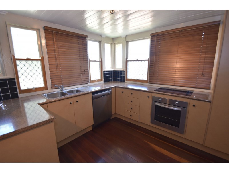 3 Sir Street, North Toowoomba QLD 4350