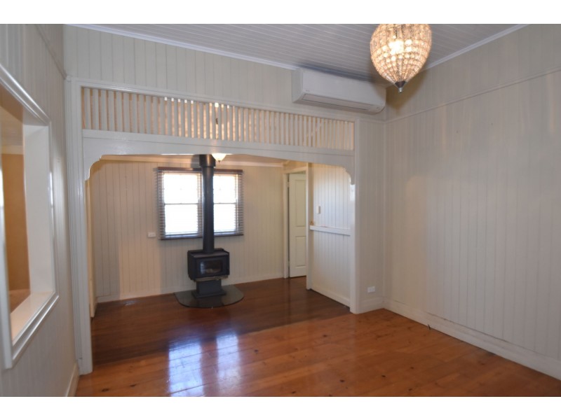 3 Sir Street, North Toowoomba QLD 4350