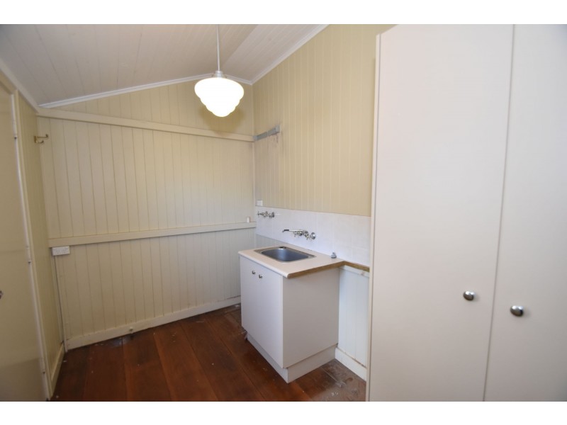 3 Sir Street, North Toowoomba QLD 4350