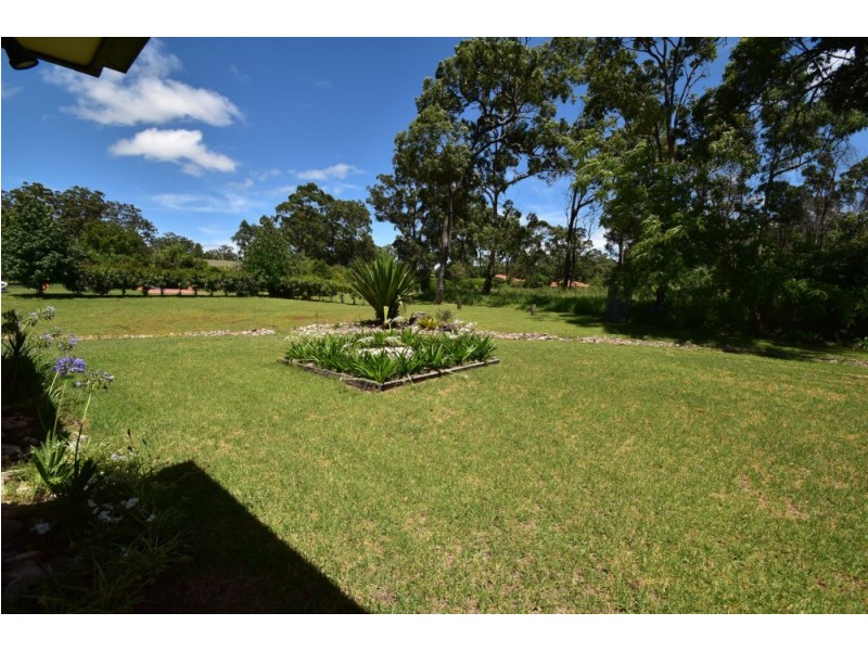 10 Diosma Drive, Highfields QLD 4352
