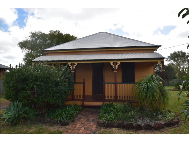 5 Dalmeny Street, Wilsonton QLD 4350