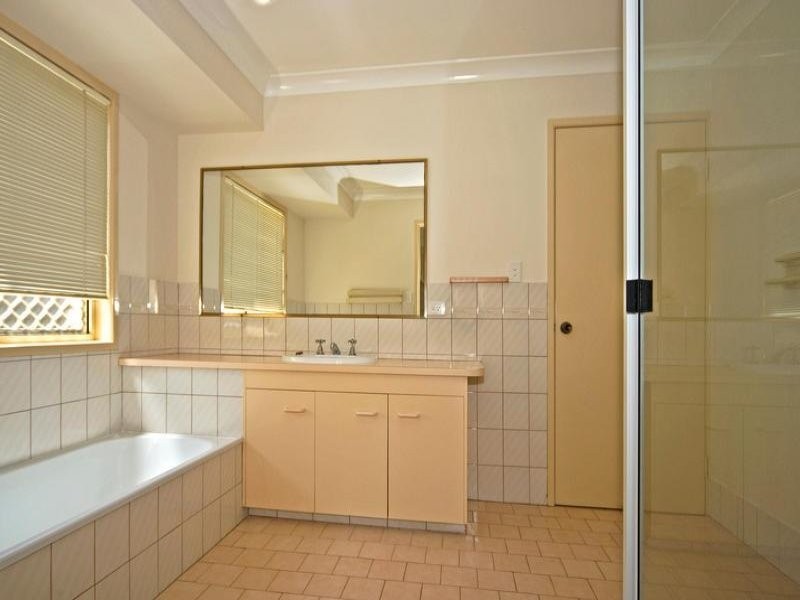 22 Ballin Drive, Centenary Heights QLD 4350