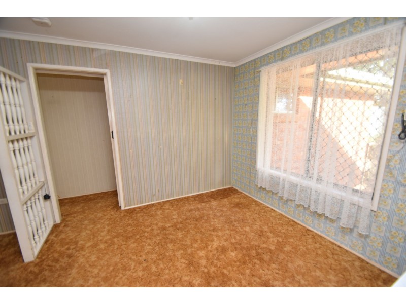 12 Bagot Street, Centenary Heights QLD 4350