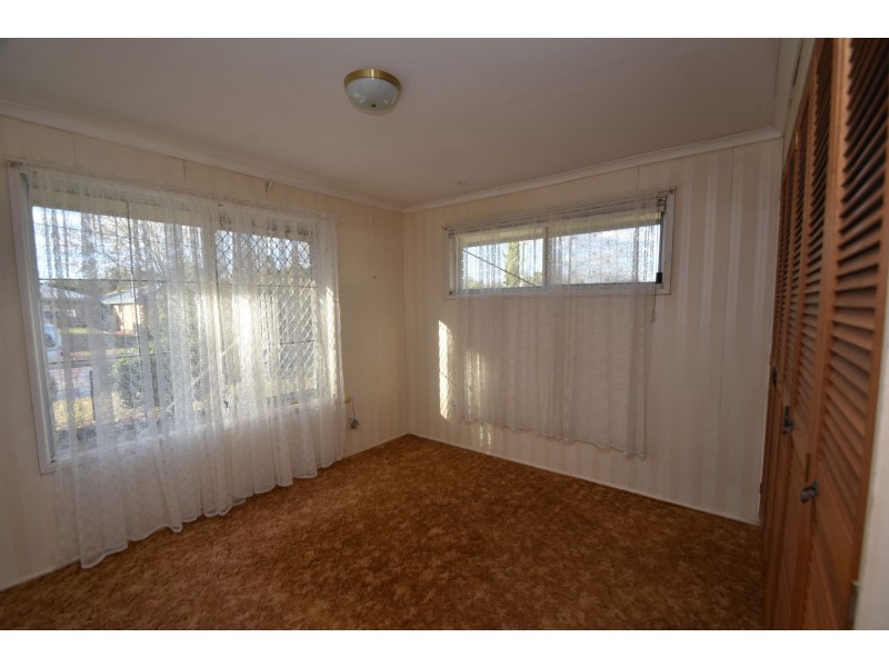 12 Bagot Street, Centenary Heights QLD 4350