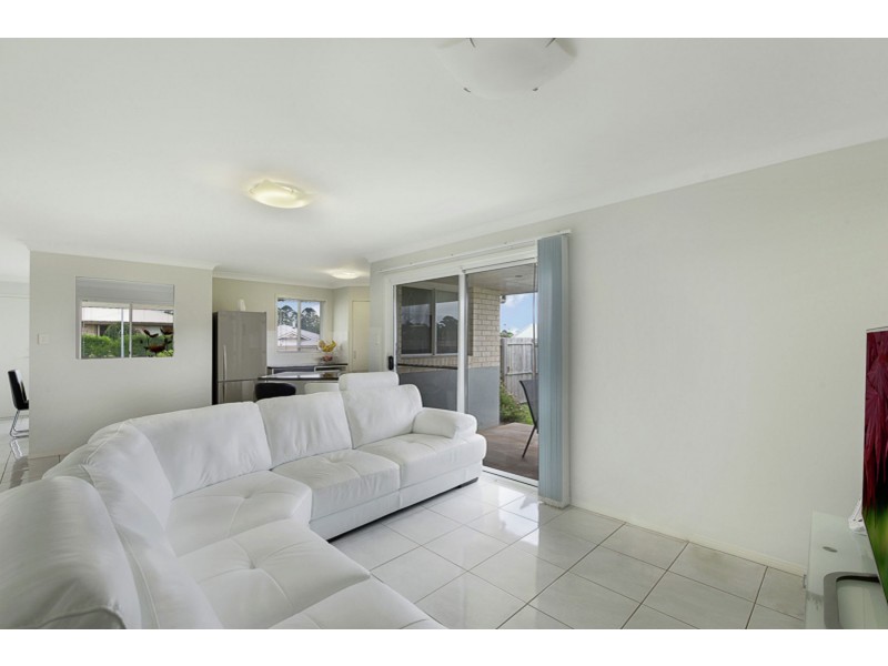4 Latham Court, Wilsonton QLD 4350