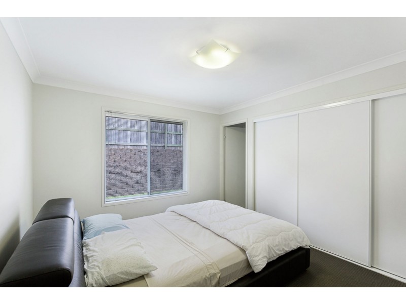 4 Latham Court, Wilsonton QLD 4350