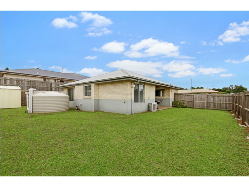 4 Latham Court, Wilsonton QLD 4350