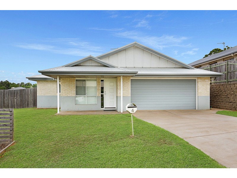 4 Latham Court, Wilsonton QLD 4350