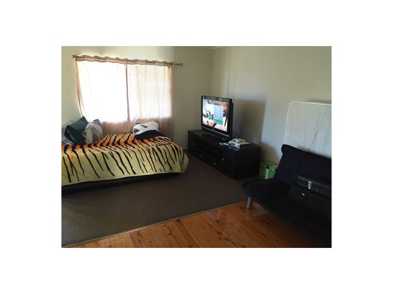 1/3 Pierce St, South Toowoomba QLD 4350