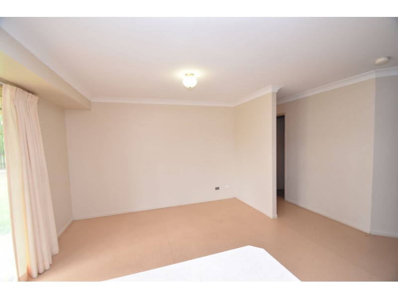 3 Bernborough Court, Glenvale QLD 4350