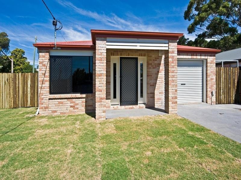 1/2 Swallow Court, Newtown QLD 4350