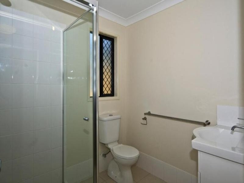 1/2 Swallow Court, Newtown QLD 4350