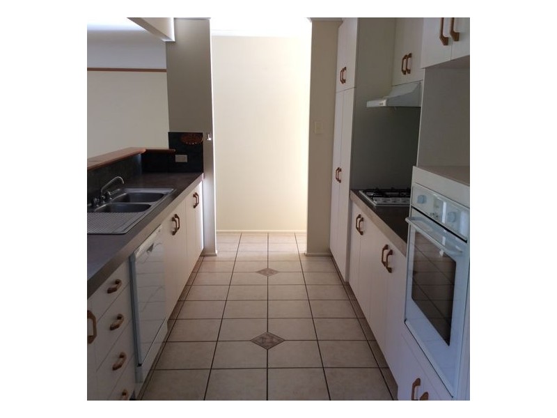 1 Zinnia Court, Middle Ridge QLD 4350
