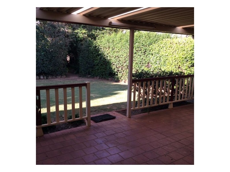 1 Zinnia Court, Middle Ridge QLD 4350