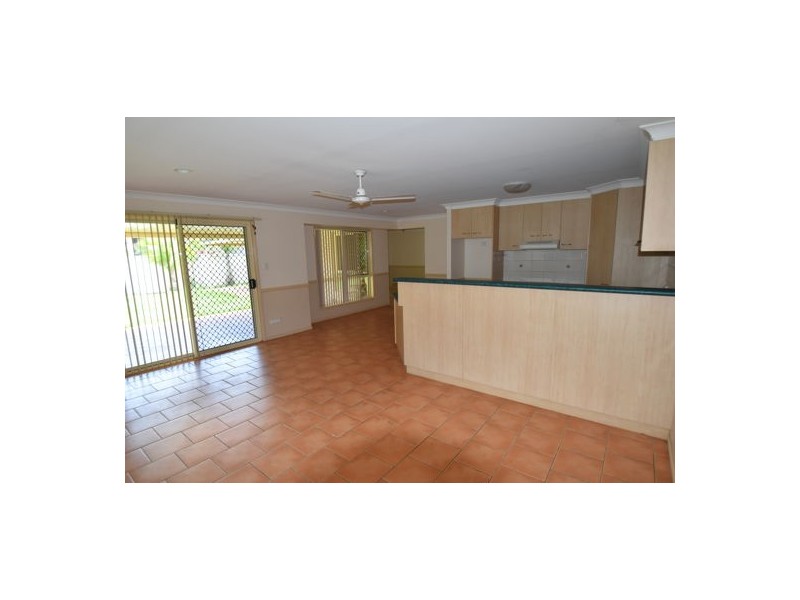 53 Catalina Drive, Wilsonton QLD 4350