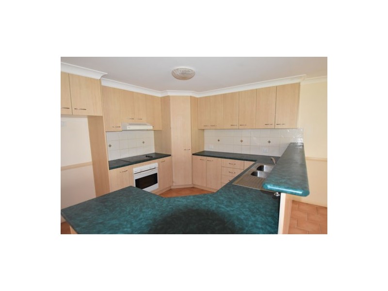 53 Catalina Drive, Wilsonton QLD 4350