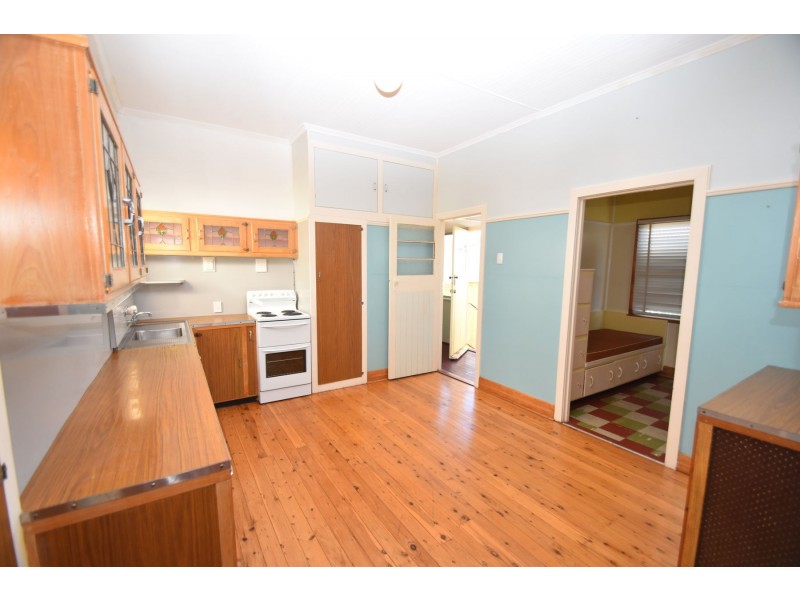 13 Rosewood Street, Toowoomba City QLD 4350