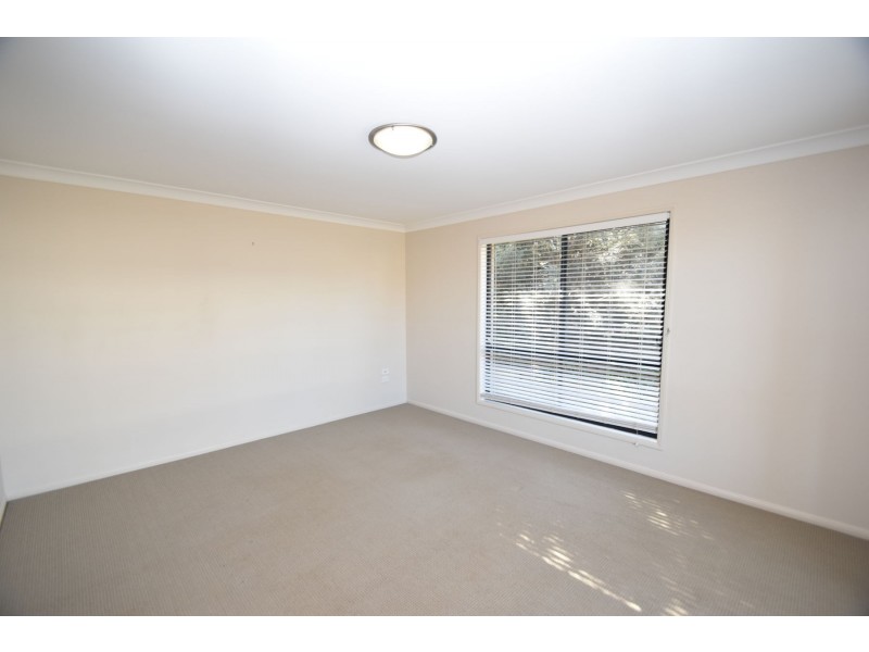 92 Smythe Drive, Highfields QLD 4352