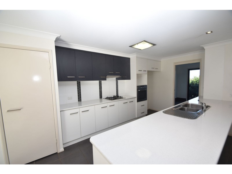 92 Smythe Drive, Highfields QLD 4352