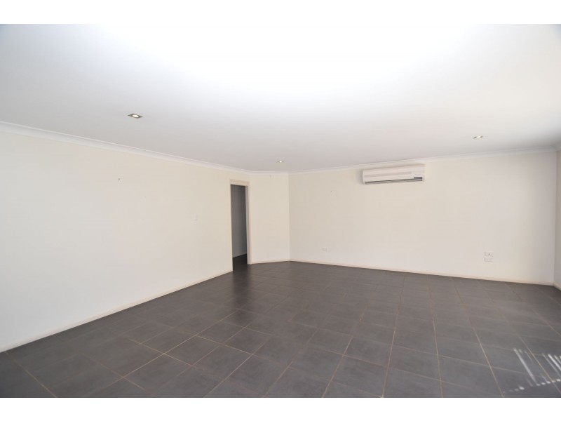 92 Smythe Drive, Highfields QLD 4352