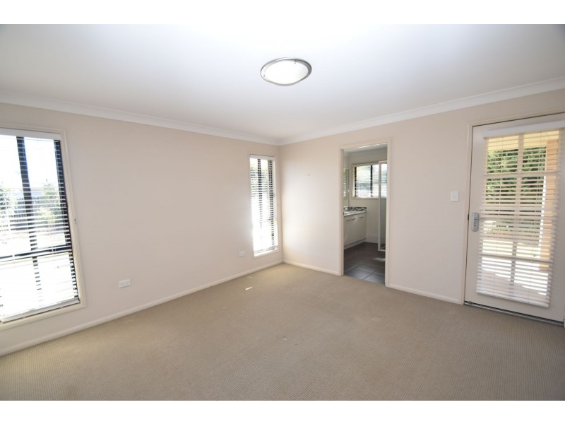 92 Smythe Drive, Highfields QLD 4352