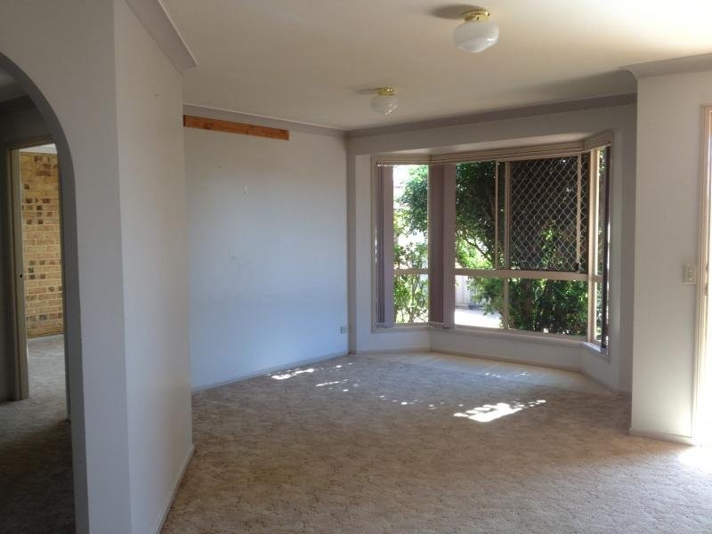 1/2 Beer Court, Kearneys Spring QLD 4350