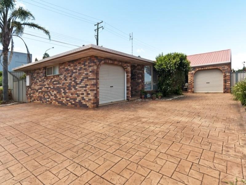 1/2 Beer Court, Kearneys Spring QLD 4350