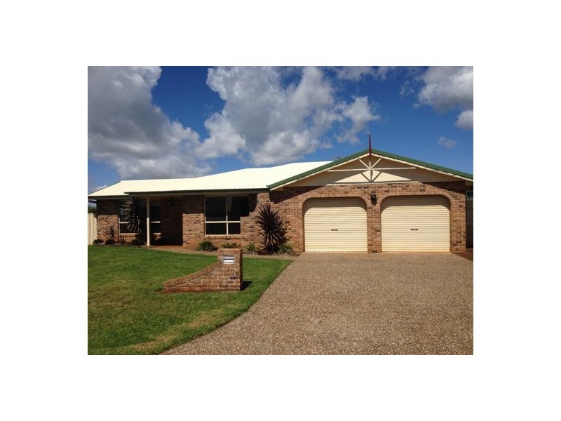 10 Janine Court, Kearneys Spring QLD 4350