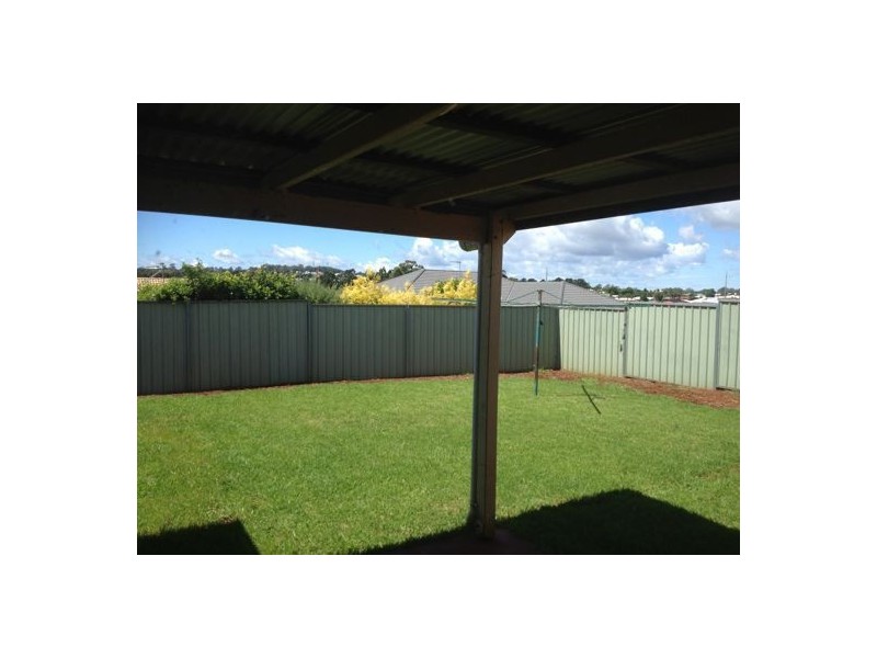 10 Janine Court, Kearneys Spring QLD 4350