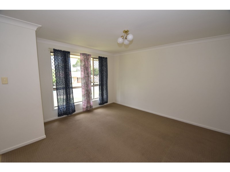 5 Baron Court, Wilsonton QLD 4350