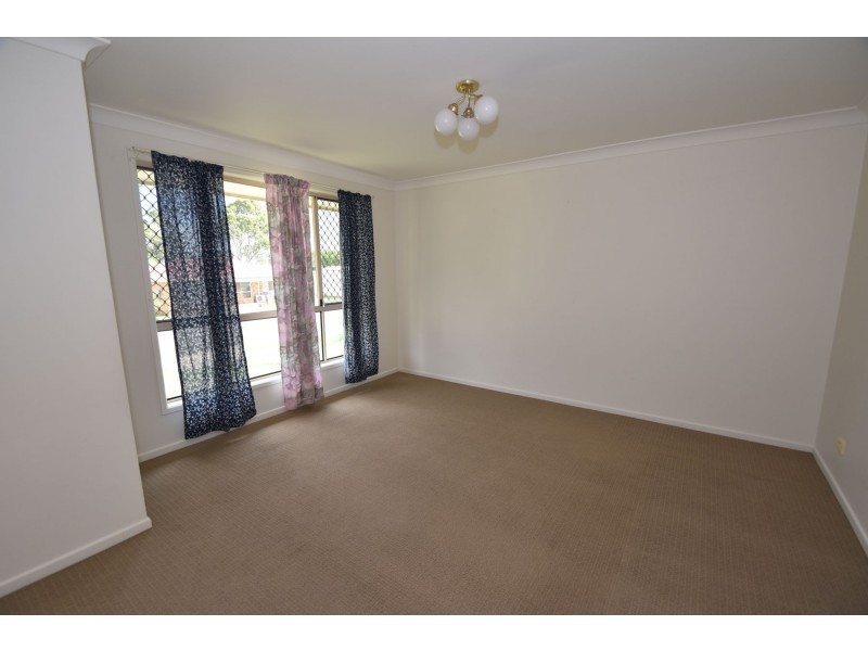 5 Baron Court, Wilsonton QLD 4350