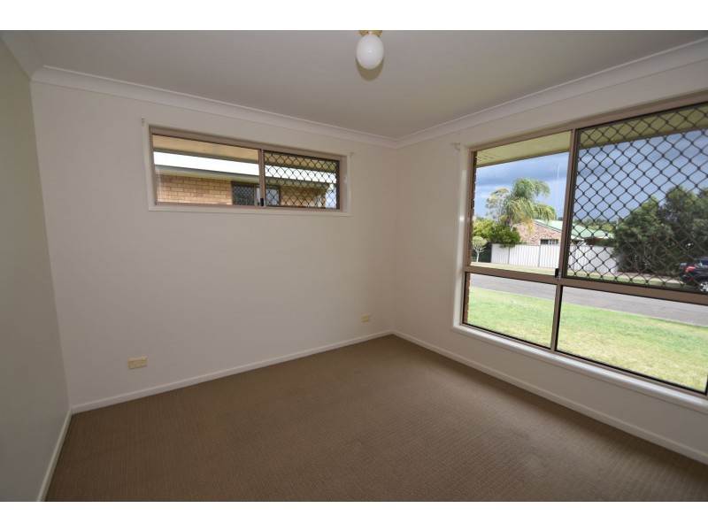 5 Baron Court, Wilsonton QLD 4350