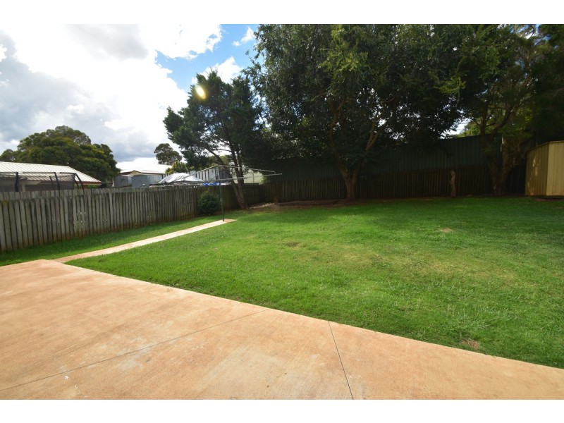 5 Baron Court, Wilsonton QLD 4350