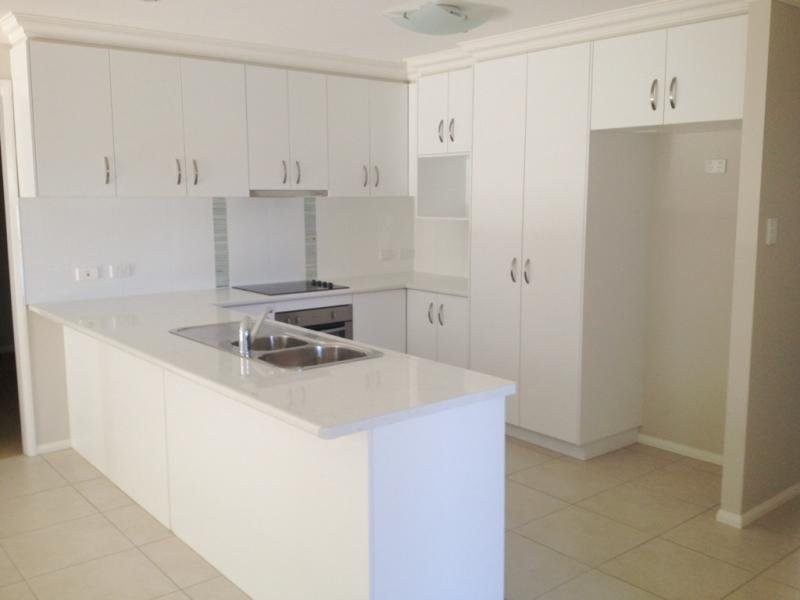 1/5 Nabiac Close, Kearneys Spring QLD 4350