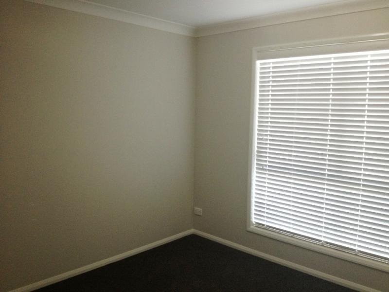 1/5 Nabiac Close, Kearneys Spring QLD 4350